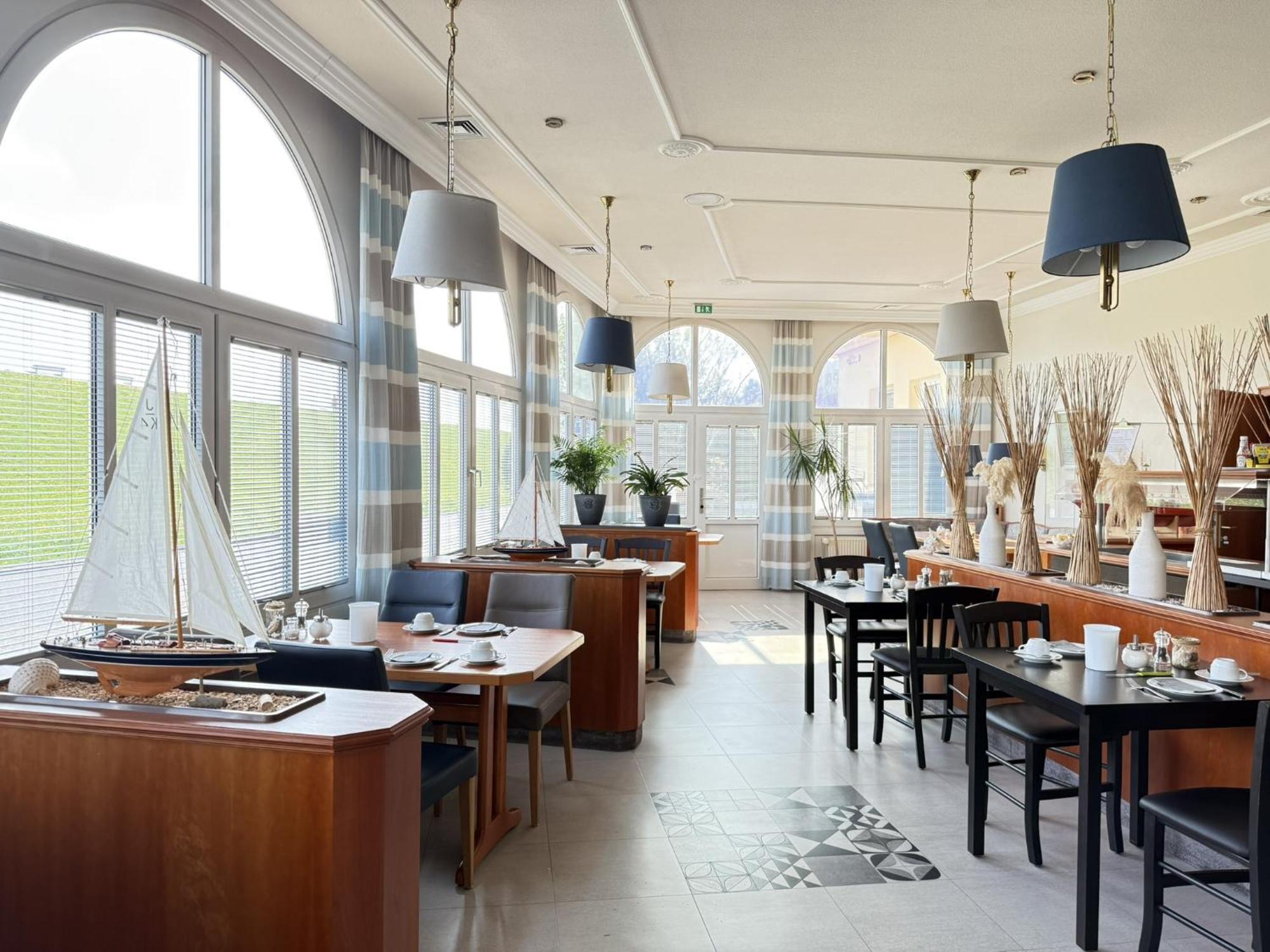 Hotel Seehotel Neue Liebe 3*
